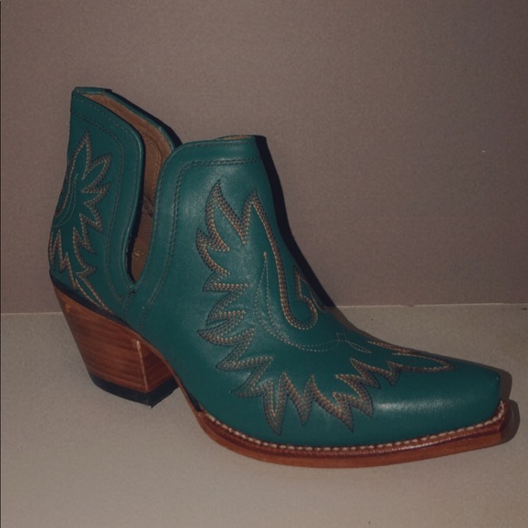 Ariat Boots - Picture 2 of 3